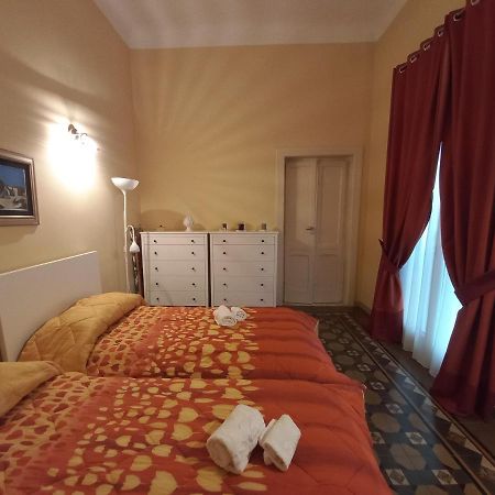 Interno10 Apartment Bari Exterior foto